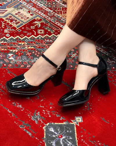 کفش زنانه راحت تک رنگ سایزبندی ۳۶ تا ۴۱